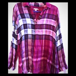 Burberry blouse💕💕💕💕💕